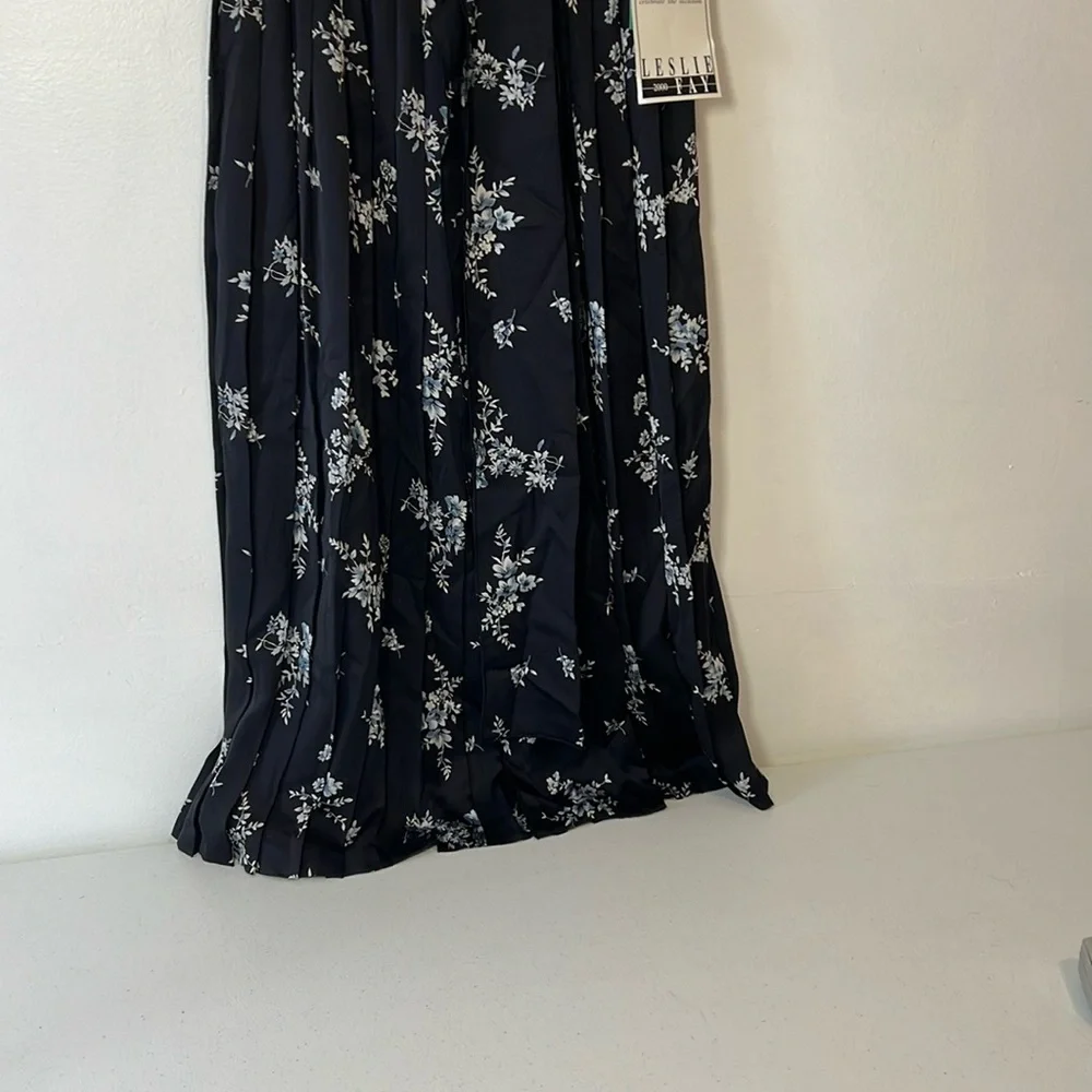 Blue Top and Black‎ Floral Skirt Set